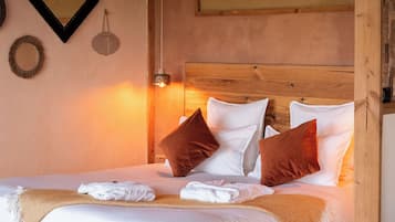 Romantic Cabin, Hill View