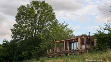 Romantic Cabin, Hill View | Terrace/patio