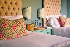 Standard Twin Room | Iron/ironing board, free WiFi, bed sheets