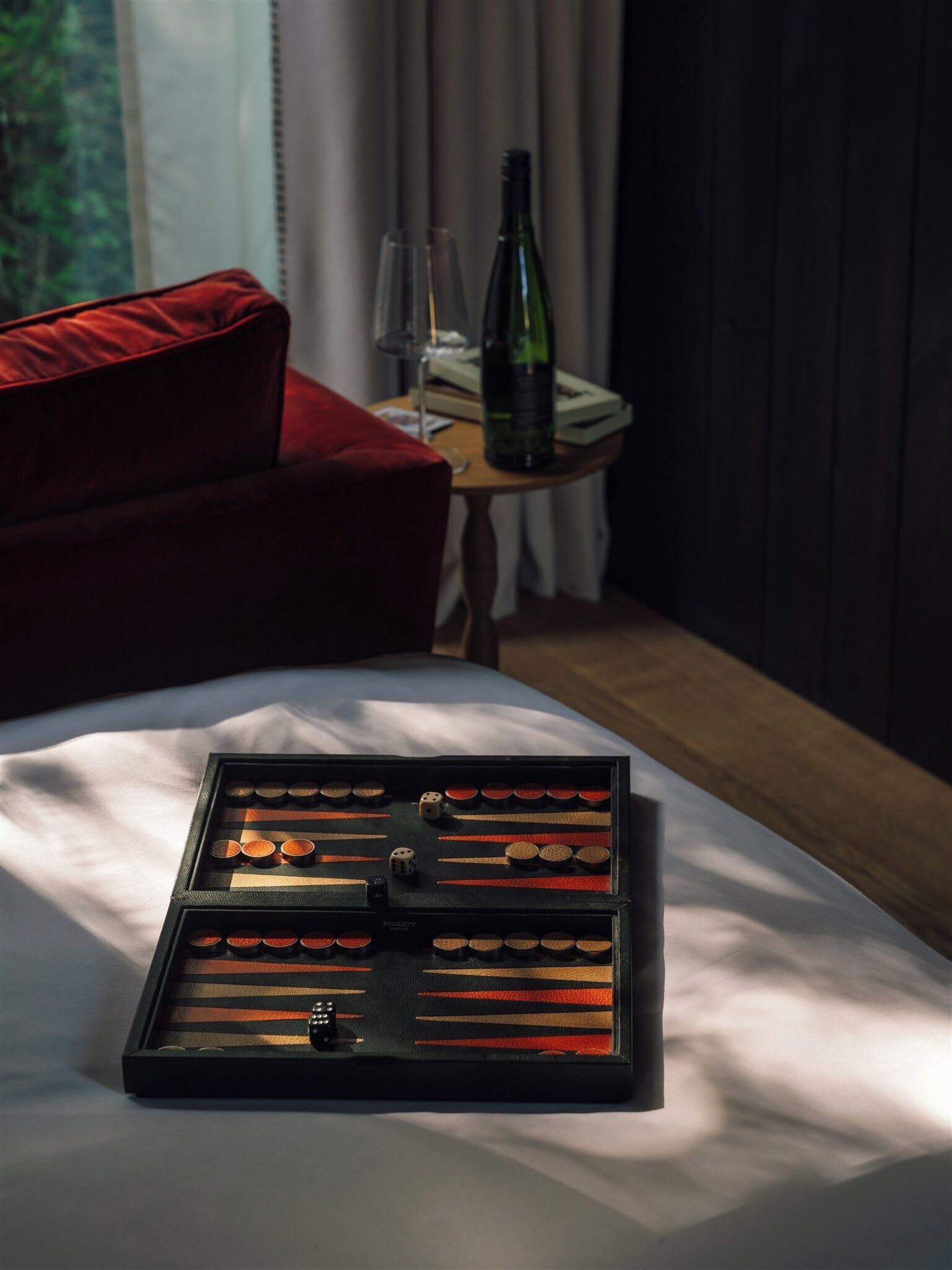 المنشأة من الداخل