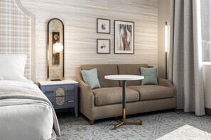 Living area - Oberlin Hotel Raleigh, Curio Collection By Hilton (Raleigh)