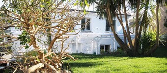 Cornish Cottage in St Ives with Private Parking & Garden. Sleeps 8
