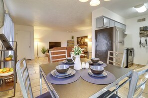 Apartment (2 Bedrooms) | Bahagian dalam