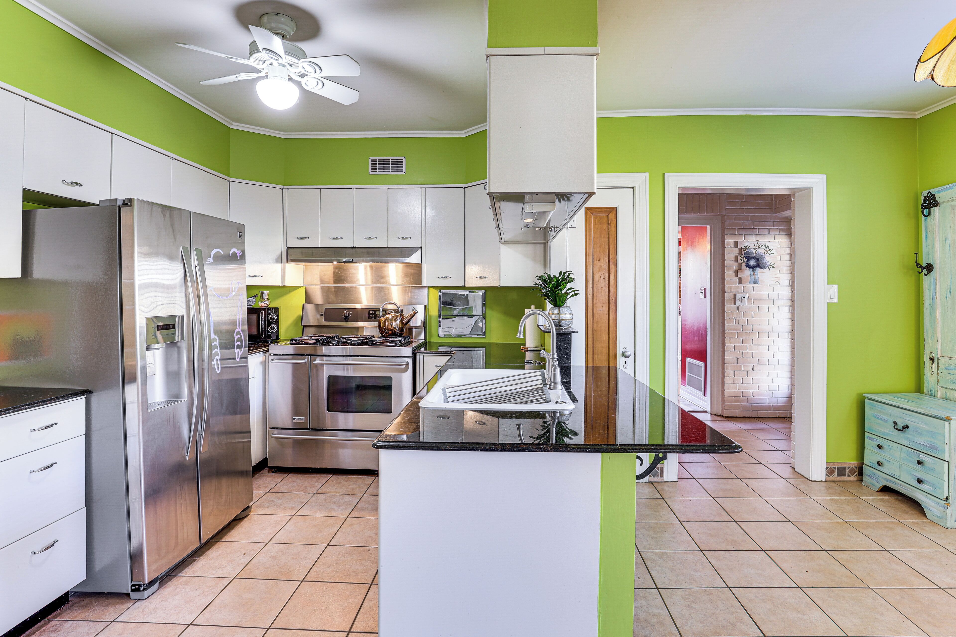 House (2 Bedrooms) | Interior