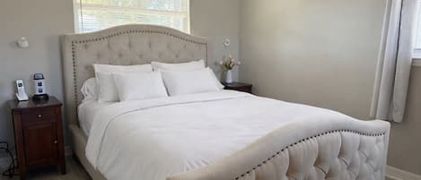 1 bedroom, bed sheets