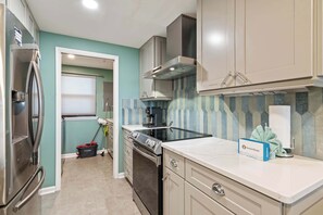Fridge, microwave, oven, stovetop
