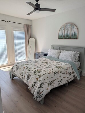 Room - Med Discounts! Home near FIFA, NRG, Medical Center, Downtown! (Houston)