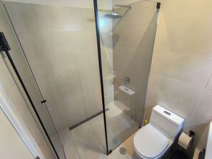 Hair dryer, towels, soap, toilet paper - VIDAL PRIME COLLECTION (Miraflores)
