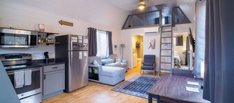 Cozy Lofted Cabin #1 at Cataract Lake Getaway