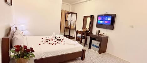 Deluxe Double Room | Free WiFi
