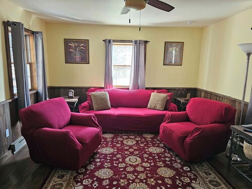Elder's Rest- Raystown Lake, Stream, Boat Parking Available