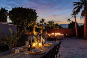 Outdoor dining - Bermuda Dunes Racquet Club | 6BR Luxurious Estate (Bermuda Dunes)