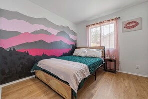 3 bedrooms, WiFi, bed sheets - Stunning cozy home with huge backyard (Round Rock)