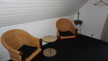 Double Room, Balcony, Sea View | Interior