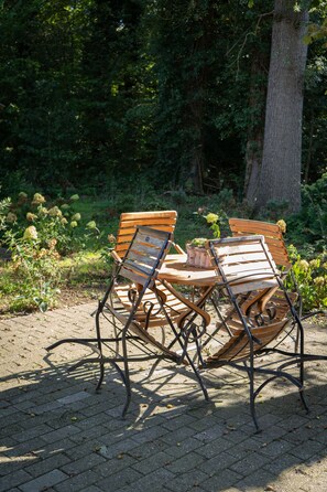 Terrace/patio - Exceptional "Kiefer" vacation apartment (Dötlingen)