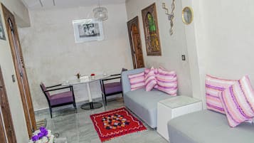 Comfort Apartment | Living area