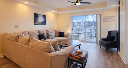 It’s Bristol Baby!! Walk to the track!