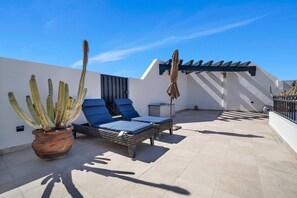Terrace/patio - Beautiful 2-bedroom condo, walking distance to Medano beach and town, in  CSL (cabo san lucas)
