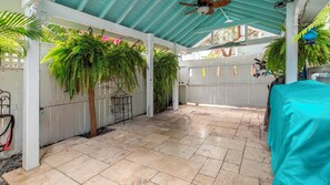 Terrace/patio - Pineapple Conch House - 2 BR Old Town Pool Home (Key West)