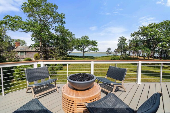 Terrace/patio - Waterfront Oasis with Game Space, Newly Renovated! (Orleans)