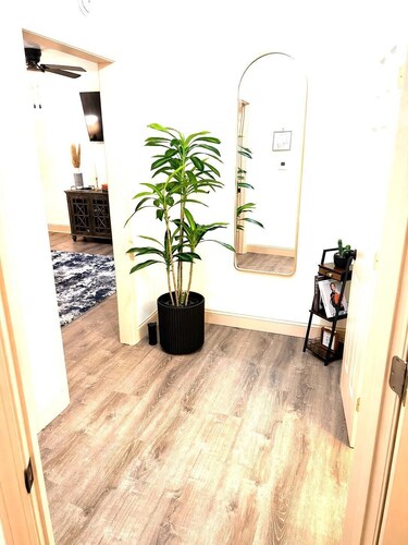 Ola's Retreat offering luxury accommodations in Monroeville, Alabama.