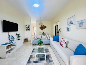 Smart TV - Cortecito apartment full equipped walking to the beach. (Punta Cana)
