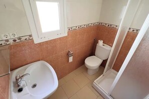 Shower, hair dryer, towels, soap - Tros Sevineta (L'Ametlla de Mar)