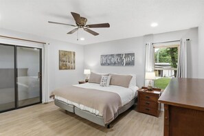 House, Multiple Beds, Patio (5877 Baydy Peak Rd) - Lakefront Home Private Dock With Main Channel View (Osage Beach)