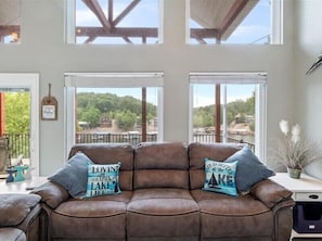 Living area - Lakefront Home With Private Dock (Eldon)