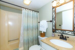 Villa, Multiple Beds, Patio, Pool View (237 SWS Dr 2A) | Bathroom