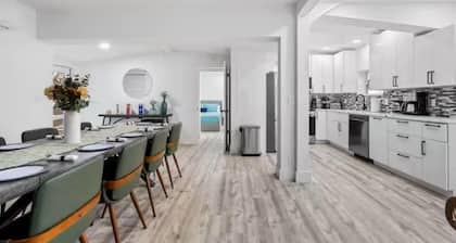 Resort Villa Modern Pool Outdoor Dining