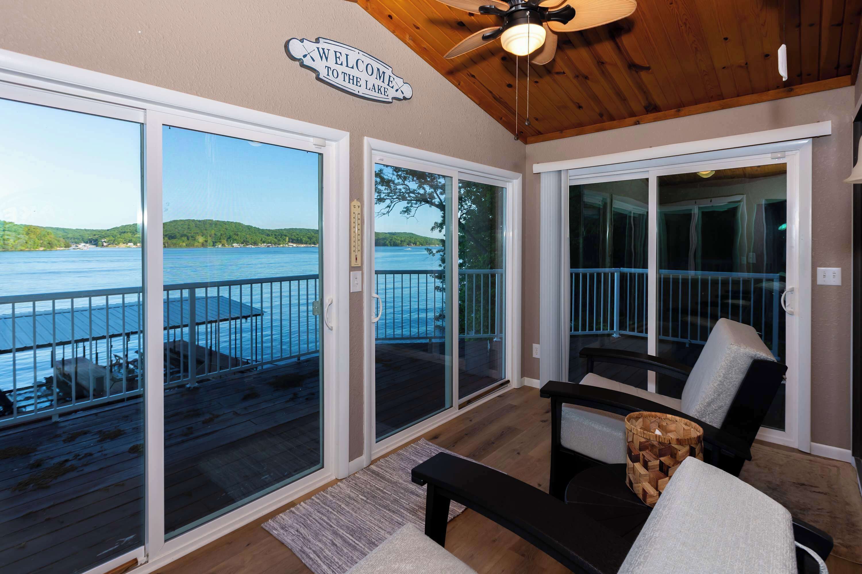 House, Multiple Beds, Patio (22 Little Sunrise Ln) | Interior