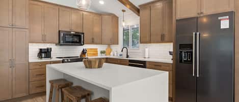 Maison, plusieurs lits, accÚs piscine, vue piscine (637 Shawnee Four) | Cuisine privée