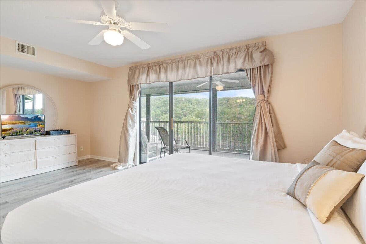 Condo, Multiple Beds, Patio (611 Lazy Days T12) | 3 bedrooms, individually decorated, individually furnished, bed sheets