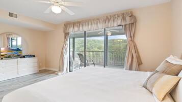 Condo, Multiple Beds, Patio (611 Lazy Days T12) | 3 bedrooms, individually decorated, individually furnished, bed sheets