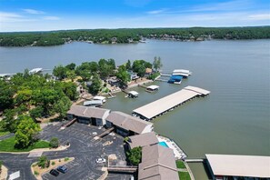 Exterior - Happy Harbor Lakefront Condo (Osage Beach)