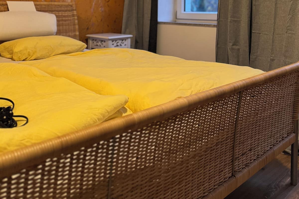 Comfort Room, Multiple Beds, Non Smoking, Shared Bathroom