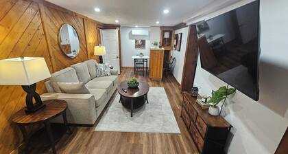 Modern Basement Apartment / Private and Comfortable