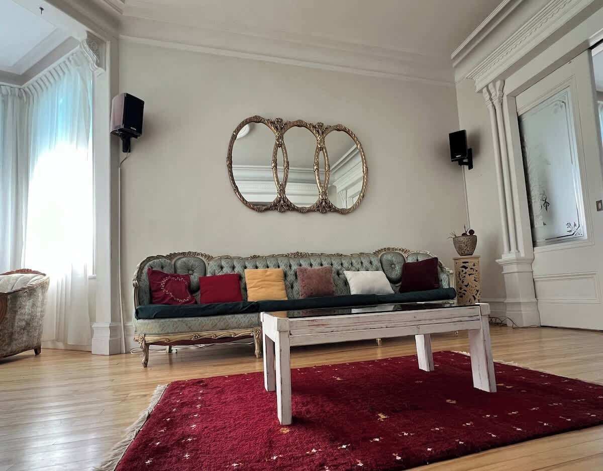 Téléviseur, bureau