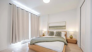 3 habitaciones, escritorio, tabla de planchar con plancha y wifi 