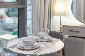 Exclusive Studio, Non Smoking, City View | In-room dining - PVH - Royal Regency - Modern Studio (Dubai)