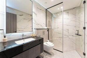 Exclusive Studio, Non Smoking, City View | Bathroom | Shower, hair dryer, slippers, bidet - PVH - Royal Regency - Modern Studio (Dubai)