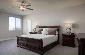 6 Schlafzimmer, Bügeleisen/Bügelbrett, kostenloses WLAN, Bettwäsche