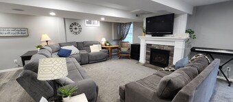 Berlin Hilltop Haven – Amish Country retreat with pickleball & family fun!