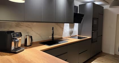 Haus für 6 Personen • Top ausgestattet • WLAN • NETFLIX • 100" Smart TV • Garten