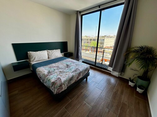 Comfortable 3-bedroom and 2-bathroom apartment