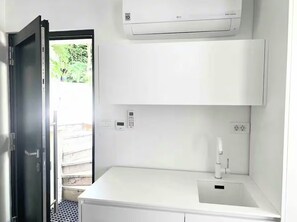 Interior - Opatija Studio Garden Oasis by the Beach ArtSpace (Opatija)