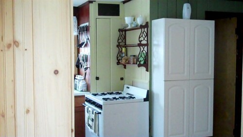 SMALL 1 BEDROOM COTTAGE FOR SHORT TERM 30 DAY RENTAL