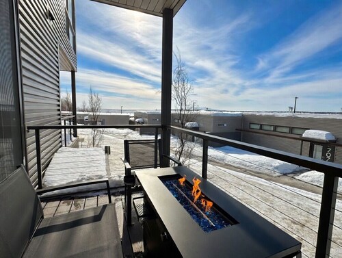 Modern Hideaway with Private Terrace in Downtown