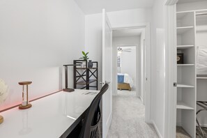 2 bedrooms, desk, iron/ironing board, free WiFi